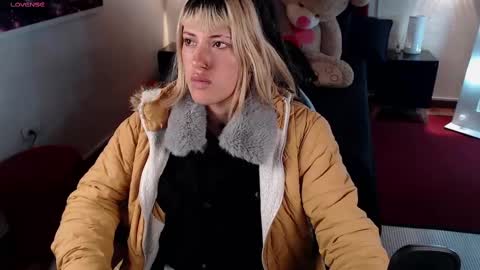 _sharlotte777 online show from February 18, 1:11 pm