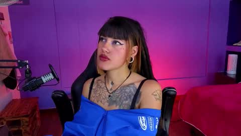 _sharlotte777 online show from October 15, 3:23 pm