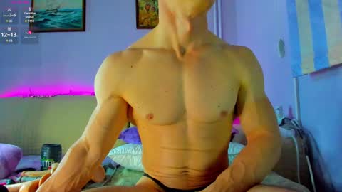 Snapshot of _shestifold chatting on February 27, 9:47 pm Nik online show from February 27, 9:47 pm