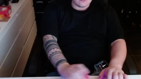 Snapshot of _shikamaru_ chatting on December 29, 7:32 pm _shikamaru_ online show from December 29, 7:32 pm