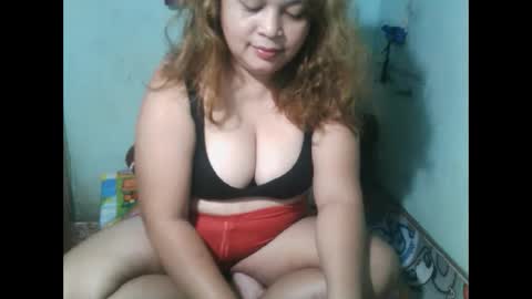 Snapshot of _simply_mama chatting on April 20, 8:43 pm _simply_mama online show from April 20, 8:43 pm