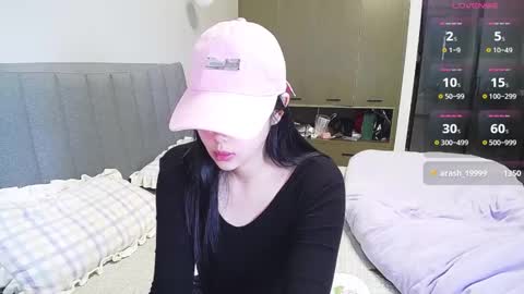 winni online show from February 22, 6:06 am