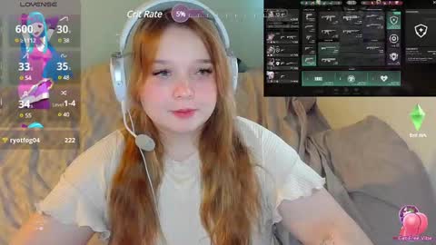 Snapshot of _sofia_adam_ chatting on March 5, 5:40 am pups online show from March 5, 5:40 am