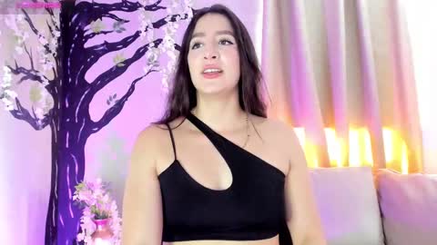    640  200   online show from September 9, 7:35 pm