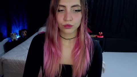 Sofia online show from December 9, 1:40 am