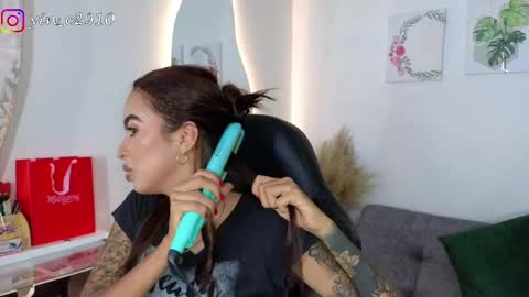 Snapshot of _sophiebrown__ chatting on January 13, 1:02 am Andrea  The Next Stream  Wednesday online show from January 13, 1:02 am