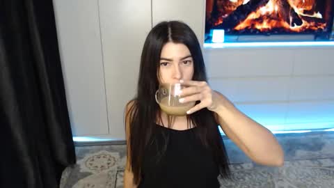 Sophy online show from December 6, 3:30 am