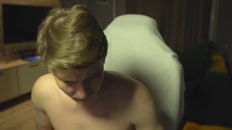 OLIVERpvt is open online show from November 16, 1:22 am