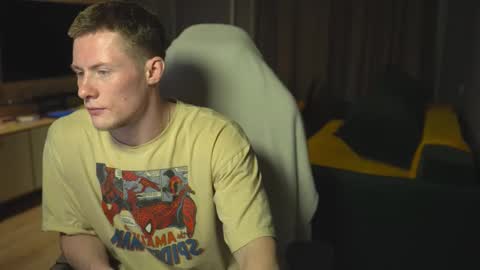 OLIVERpvt is open online show from November 23, 3:06 am