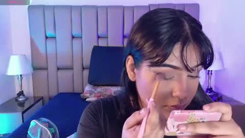 Snapshot of _sowy_venus_ chatting on June 25, 11:48 am V E N U S online show from June 25, 11:48 am