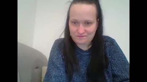 Snapshot of _squirty_pussyyy_ chatting on December 17, 6:31 pm Melisa online show from December 17, 6:31 pm