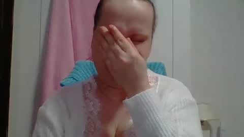 Snapshot of _squirty_pussyyy_ chatting on February 15, 2:15 am Melisa online show from February 15, 2:15 am