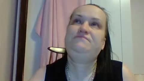 Snapshot of _squirty_pussyyy_ chatting on February 20, 7:08 pm Melisa online show from February 20, 7:08 pm