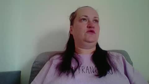 Snapshot of _squirty_pussyyy_ chatting on October 1, 5:13 am Melisa online show from October 1, 5:13 am