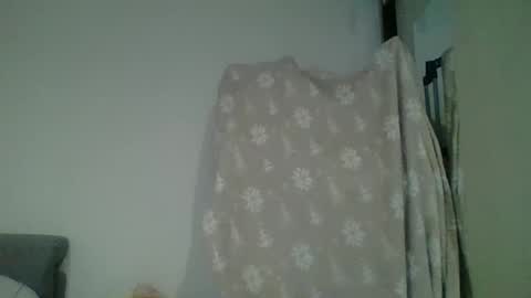 Melisa online show from November 12, 6:30 pm