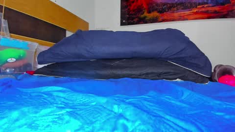 susy online show from February 1, 2:56 pm