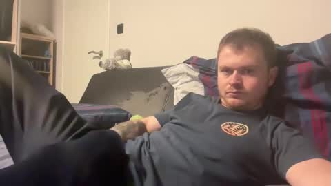 _stevie___ online show from November 30, 1:04 pm