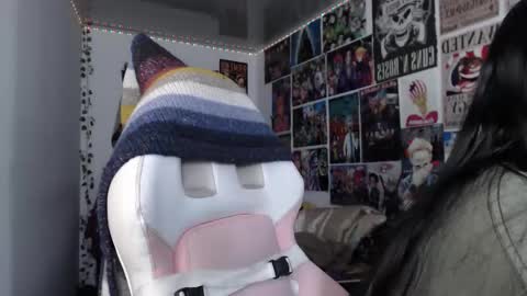 Snapshot of _succubowie_ chatting on October 7, 11:02 pm Succubowie online show from October 7, 11:02 pm