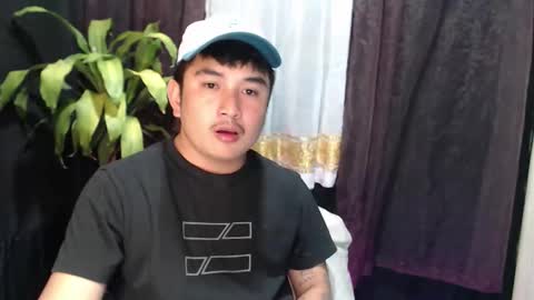 _superhotlatino_ online show from April 21, 5:17 pm