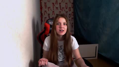 Mari online show from December 14, 8:46 pm