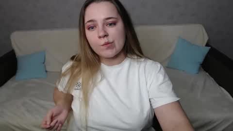 Lana online show from December 3, 10:28 am