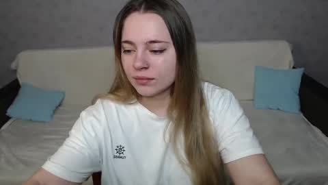 Lana online show from December 12, 5:31 am