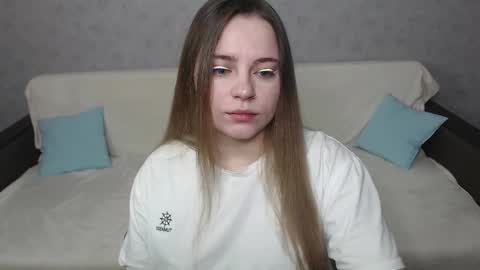 Lana online show from February 4, 8:13 am