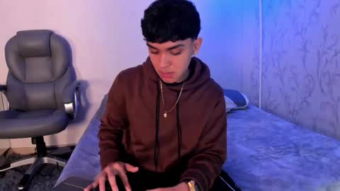 _taylorblack online show from January 9, 11:35 am