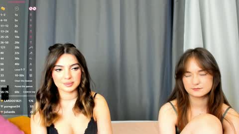 Snapshot of _teona_ann_for_you_ chatting on January 6, 9:19 am Teona and Annred hair online show from January 6, 9:19 am