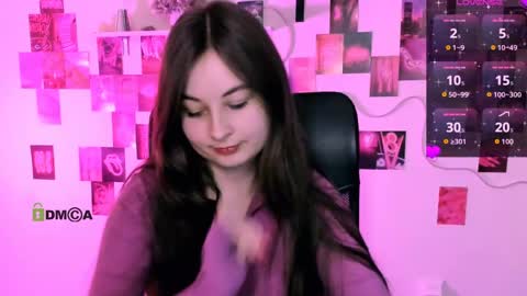 Snapshot of _tessa_moon chatting on May 7, 8:03 pm _tessa_moon online show from May 7, 8:03 pm