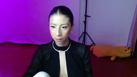 _the_dark_side_of_the_moon_ online show from February 10, 2:37 am