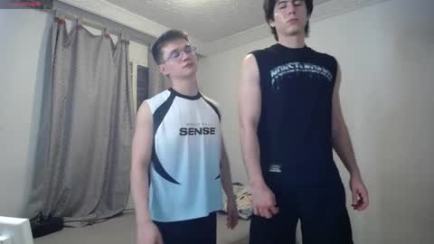 Scot y Patrick online show from April 13, 11:21 pm