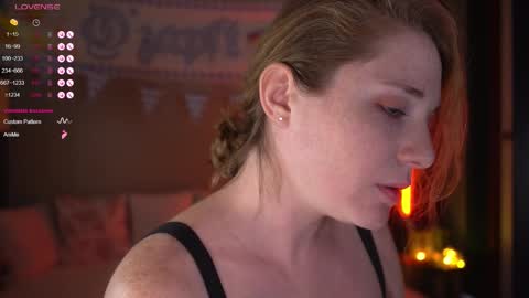 Snapshot of _the_sun_ chatting on September 25, 7:17 pm Evi online show from September 25, 7:17 pm
