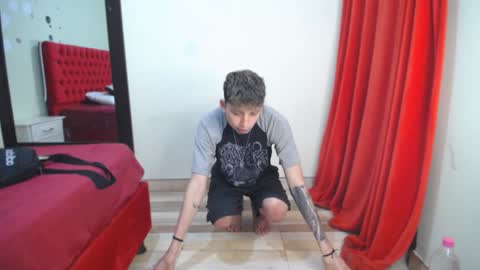 Snapshot of _thomas_hot_ chatting on January 26, 2:08 pm Thomas online show from January 26, 2:08 pm