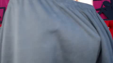 Snapshot of _thomas_hot_ chatting on February 27, 5:13 am Thomas online show from February 27, 5:13 am