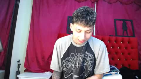 Snapshot of _thomas_hot_ chatting on March 9, 8:10 pm Thomas online show from March 9, 8:10 pm