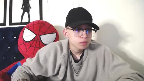 Snapshot of _thomas_hot_ chatting on November 15, 6:00 am Thomas online show from November 15, 6:00 am