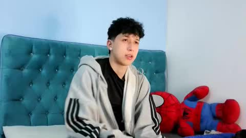 Snapshot of _thomas_hot_ chatting on January 13, 3:34 am Thomas online show from January 13, 3:34 am