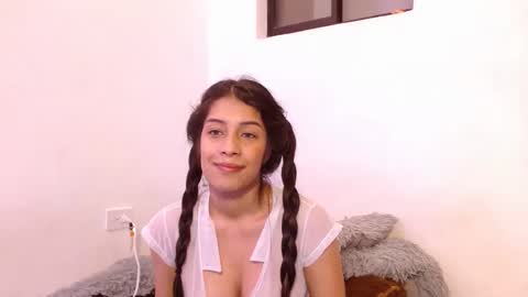 Snapshot of _tommyandanabel_ chatting on January 19, 5:05 am tommy and anabel online show from January 19, 5:05 am