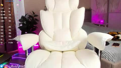 Julia online show from March 2, 7:15 am