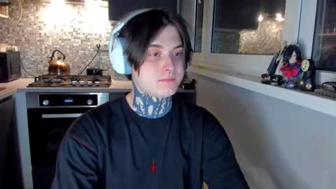 _torfin_ online show from January 31, 8:40 pm