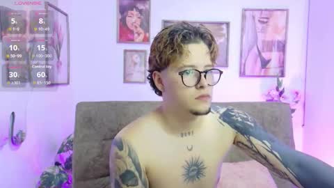 _tyleer_ online show from October 10, 3:49 am