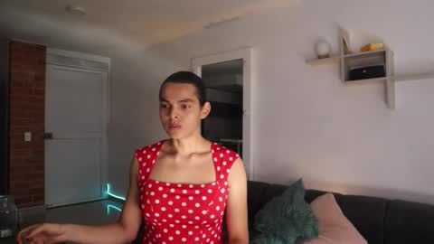 Anastasia Vahos online show from September 22, 6:10 pm