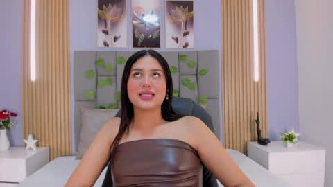 _valerycooper online show from April 23, 12:29 pm