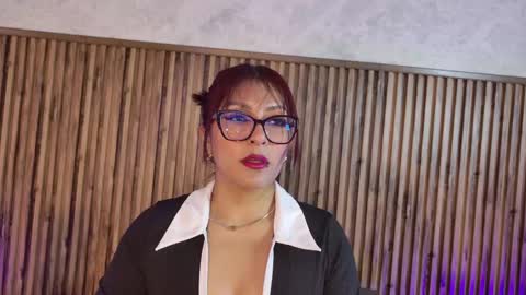 Veronica online show from May 27, 3:31 pm