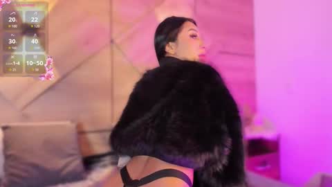 Snapshot of _victoria_lee chatting on February 21, 1:01 pm Victoria online show from February 21, 1:01 pm