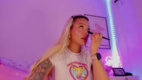   online show from March 11, 8:42 pm