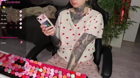 Alis online show from May 26, 3:46 am