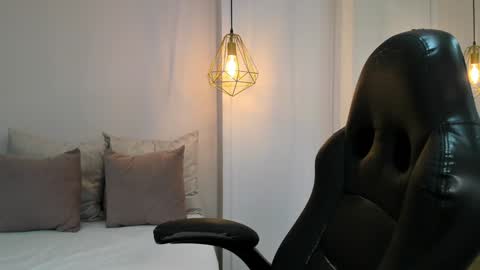  Vix  online show from December 30, 11:06 pm