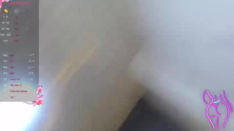 Snapshot of _wendy_b chatting on October 10, 2:43 am  wendy  online show from October 10, 2:43 am